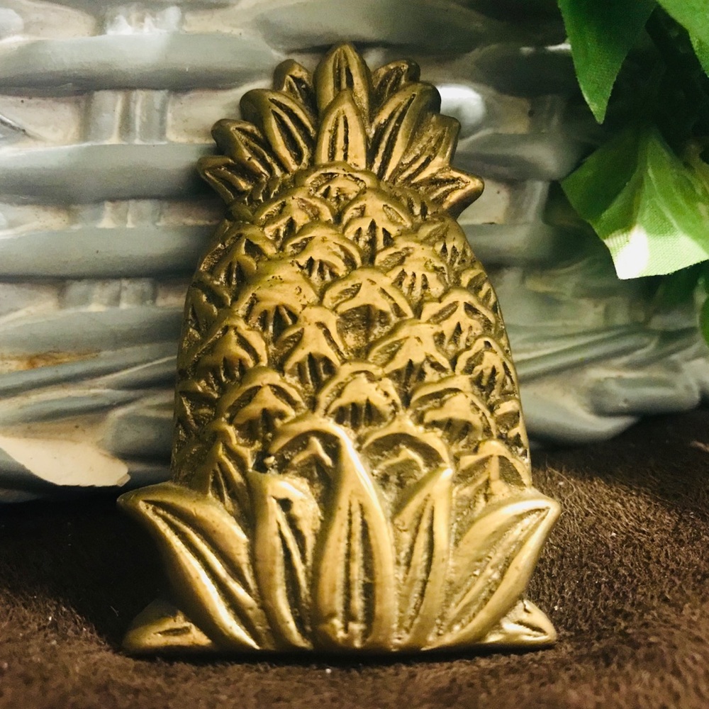 Solid Brass VTG Pineapple Magnet